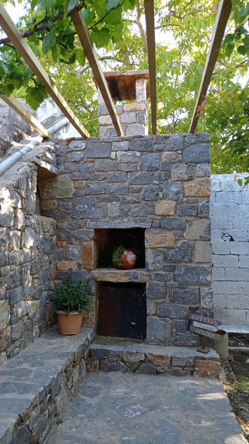 Villatzer - Traditional House With Fireplace And Garden Tzermiadon Exterior photo