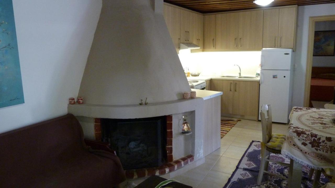 Villatzer - Traditional House With Fireplace And Garden Tzermiadon Exterior photo